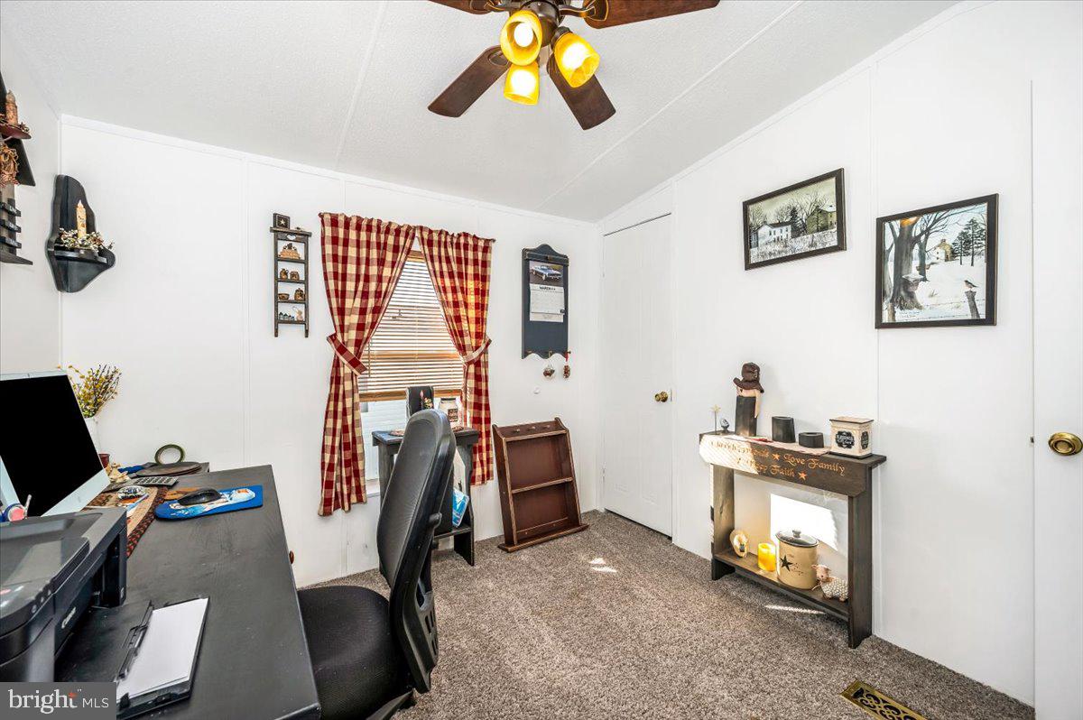 ASHTON HEIGHTS - Residential