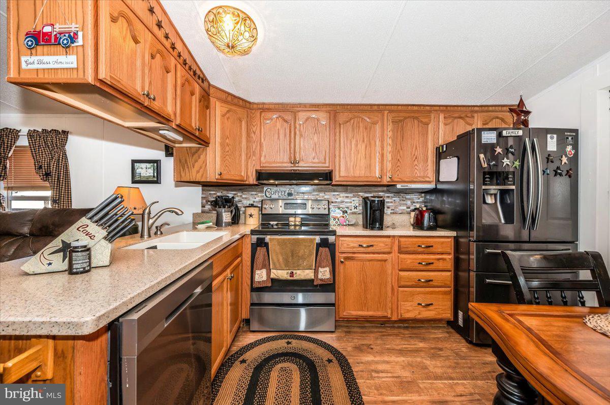 ASHTON HEIGHTS - Residential