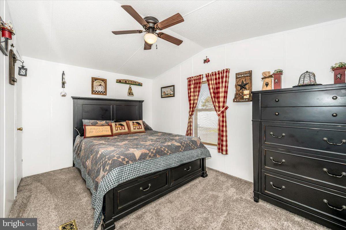 ASHTON HEIGHTS - Residential