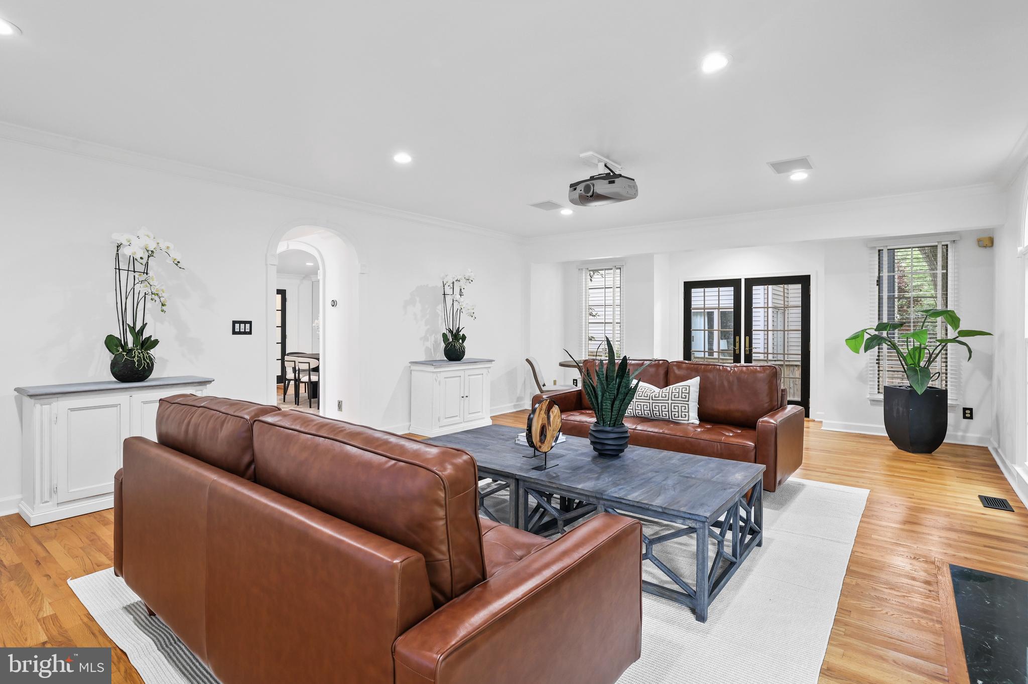 CHEVY CHASE TERRACE - Residential