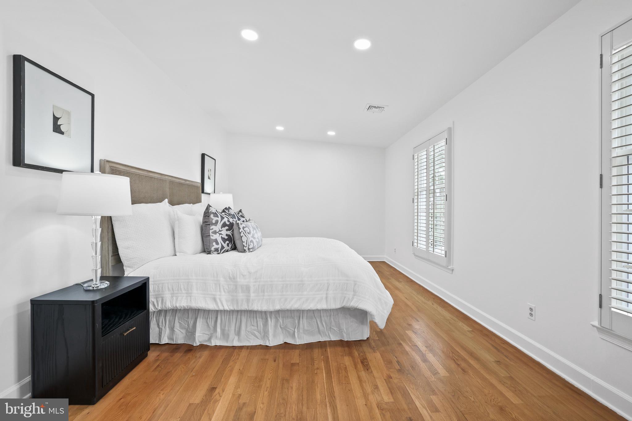 CHEVY CHASE TERRACE - Residential