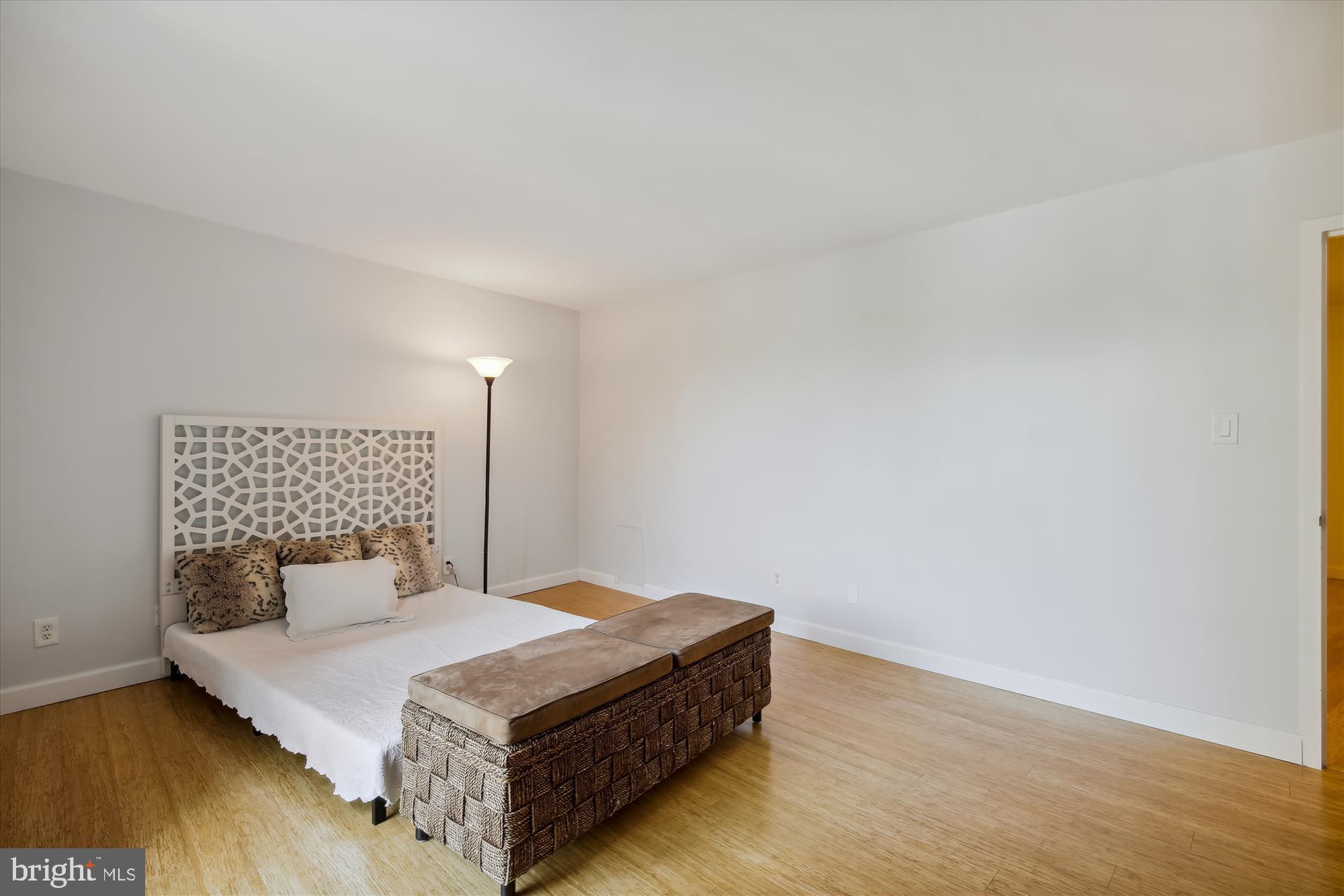 FRIENDSHIP HEIGHTS - Residential Lease