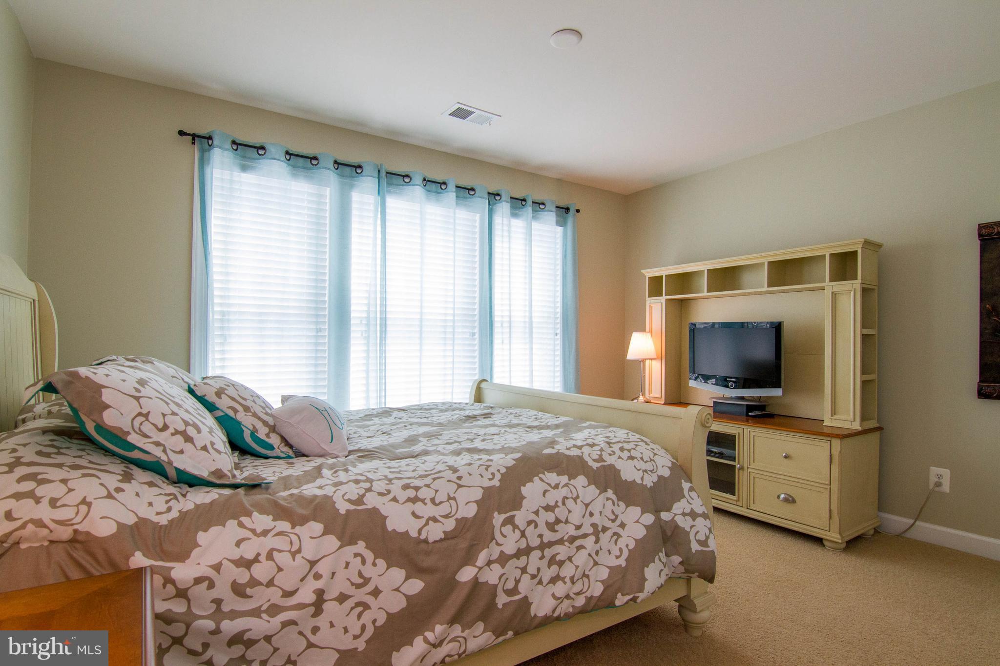 CRANFORD AT GUNSTON COVE - Residential