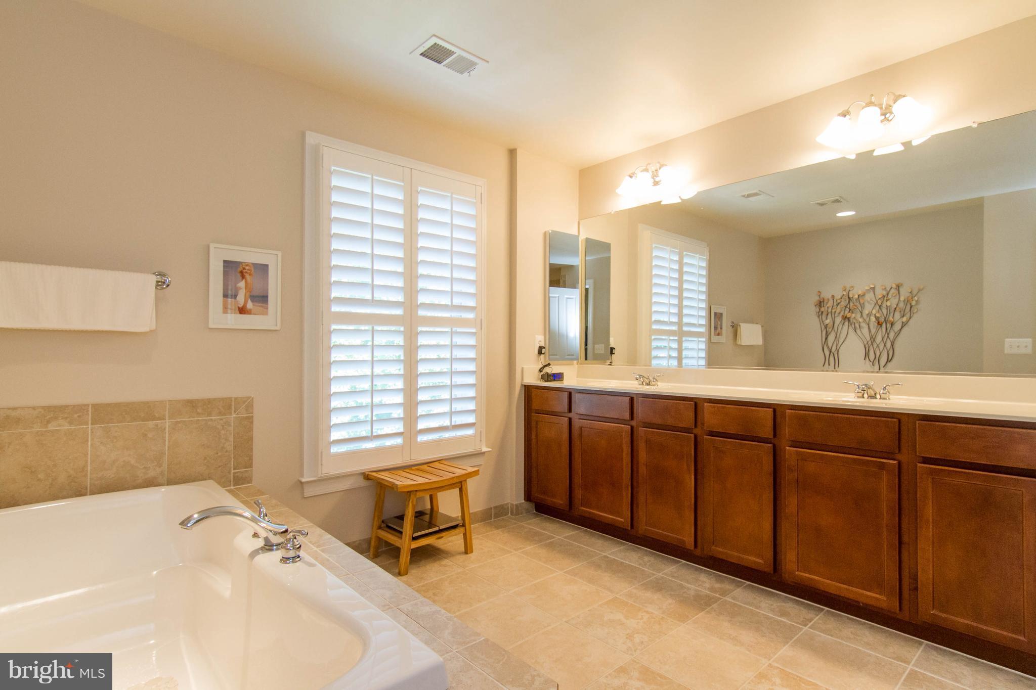 CRANFORD AT GUNSTON COVE - Residential