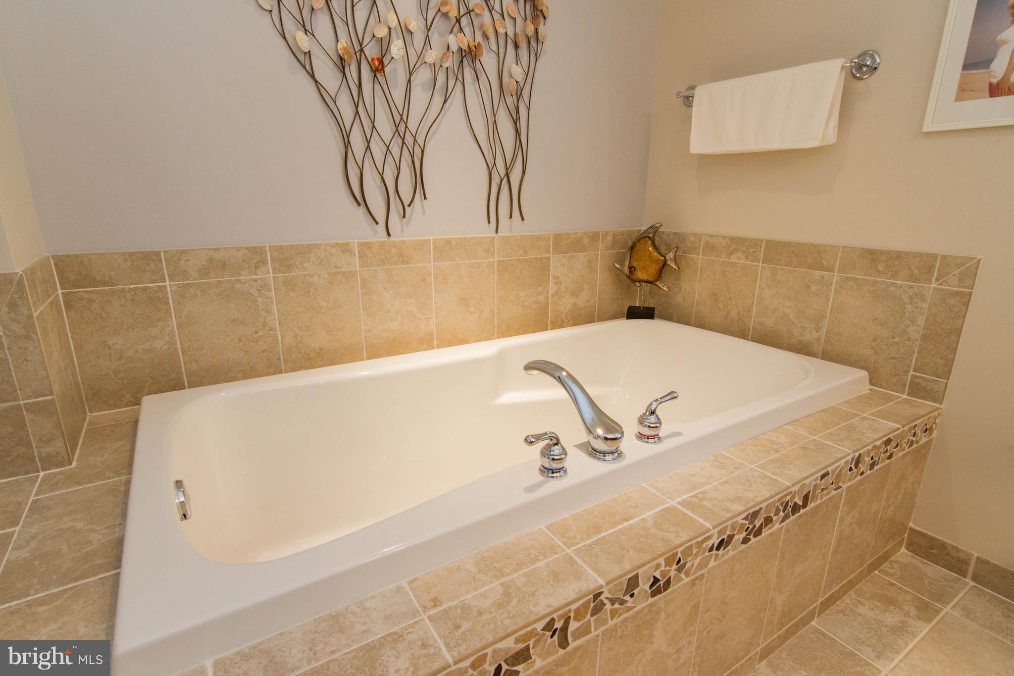 CRANFORD AT GUNSTON COVE - Residential