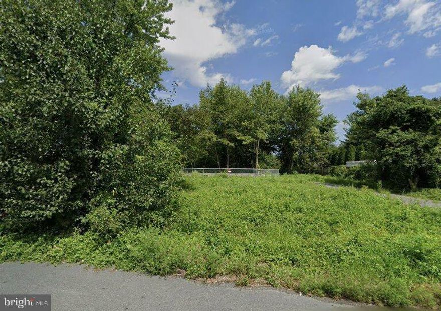 NICE RESIDENTIAL BUILDING LOT -  1.02 ACRE - GREAT Location in the quaint town of Colora. This lot had a modular home on it at one time, but structure has been removed, there is existing Septic, Water, electric. on property. 
No Builder tie in. Buyer due diligence
WONDERFUL OPPORTUNITY TO BUILD YOUR DREAM HOME IN A LOVELY NEIGHBORHOOD.
Photos to follow