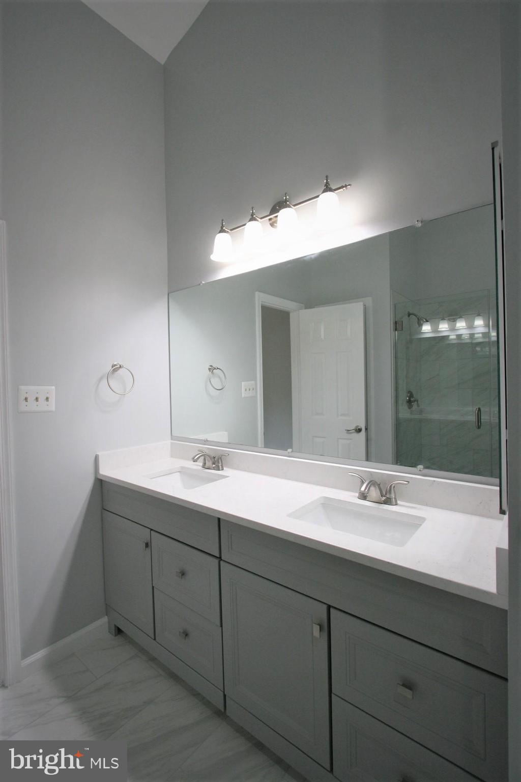 TIMBERLAWN - Residential