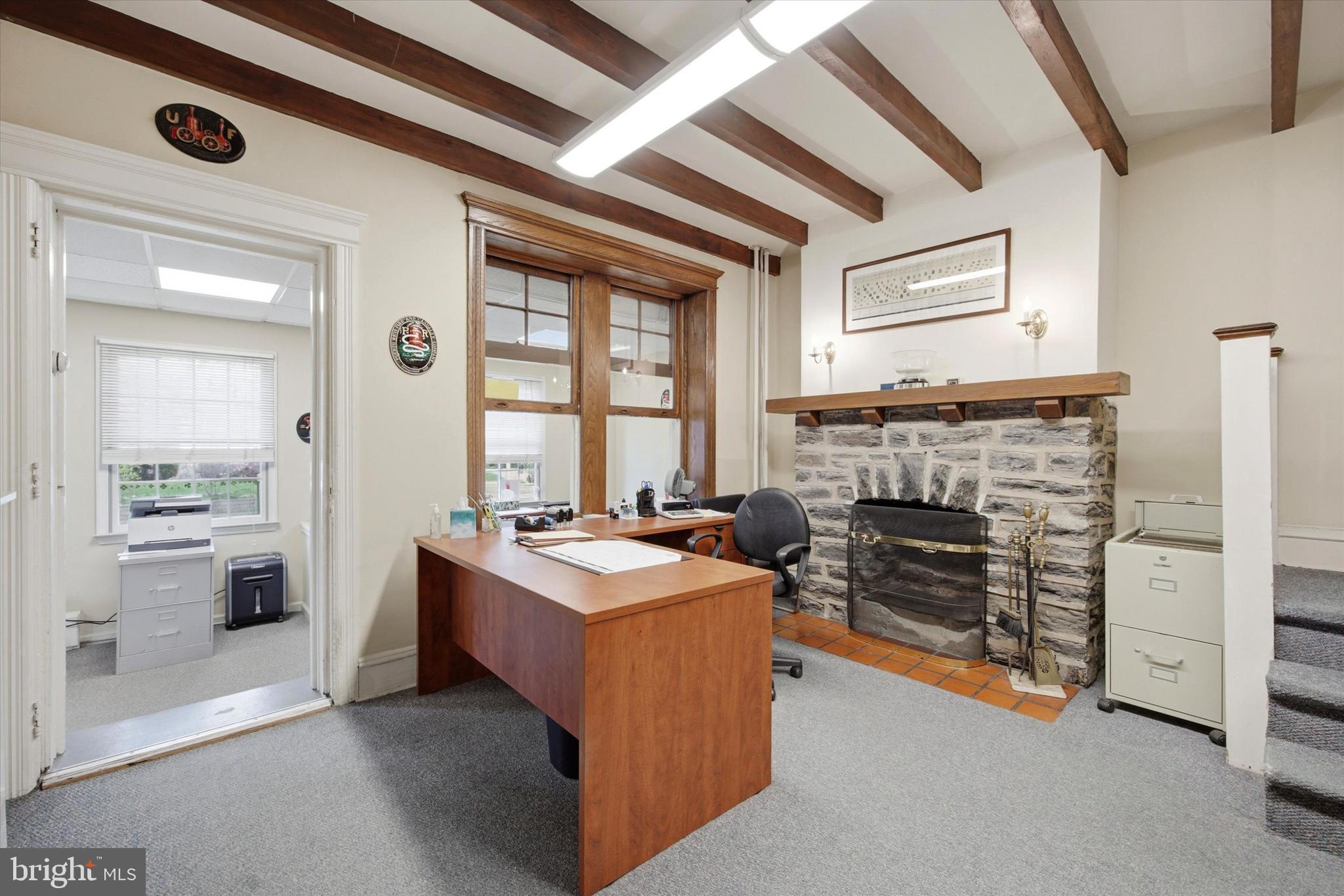 LLANERCH - Residential