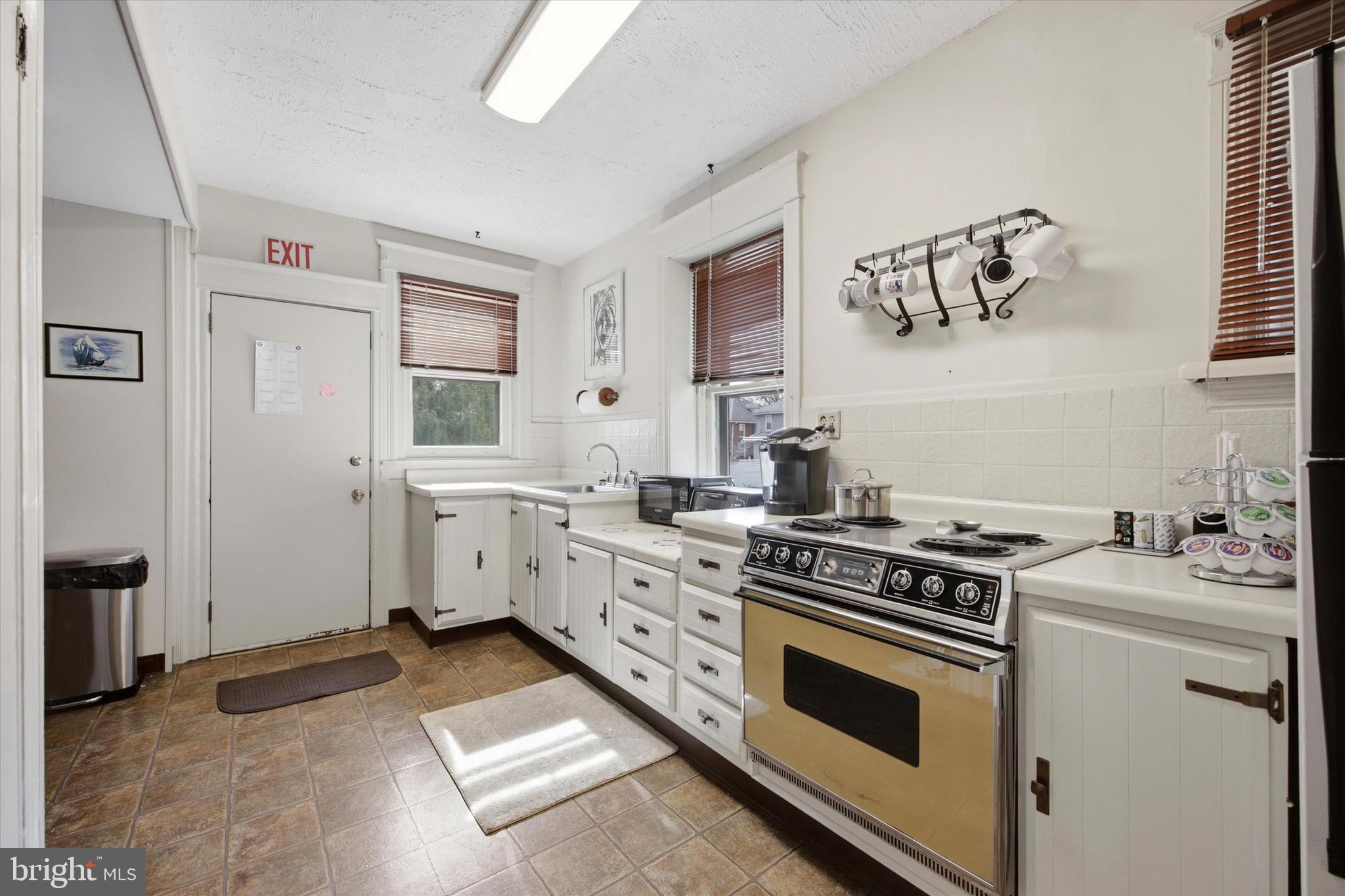 LLANERCH - Residential