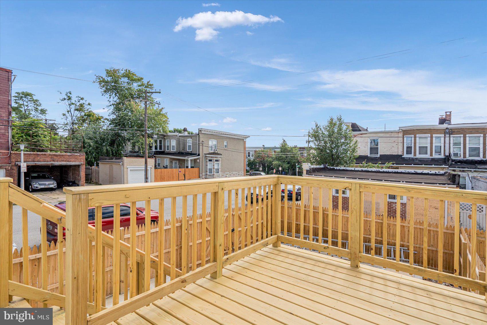 EVERGREEN LAWN - Residential