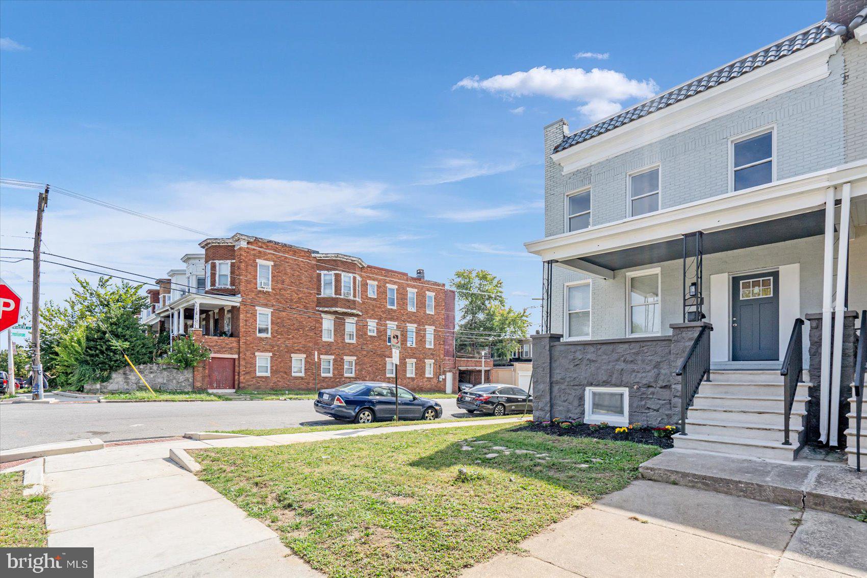 EVERGREEN LAWN - Residential