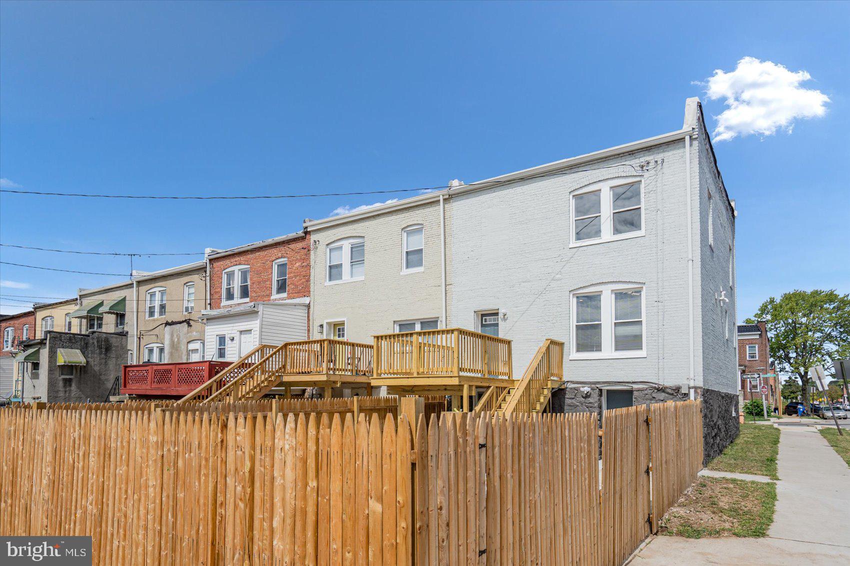 EVERGREEN LAWN - Residential