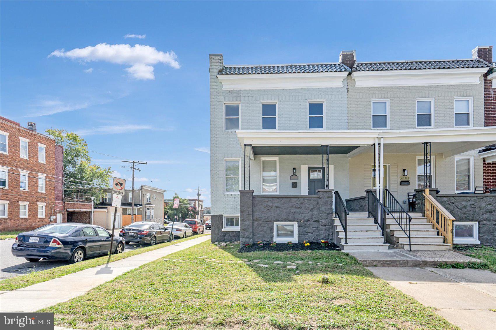 EVERGREEN LAWN - Residential