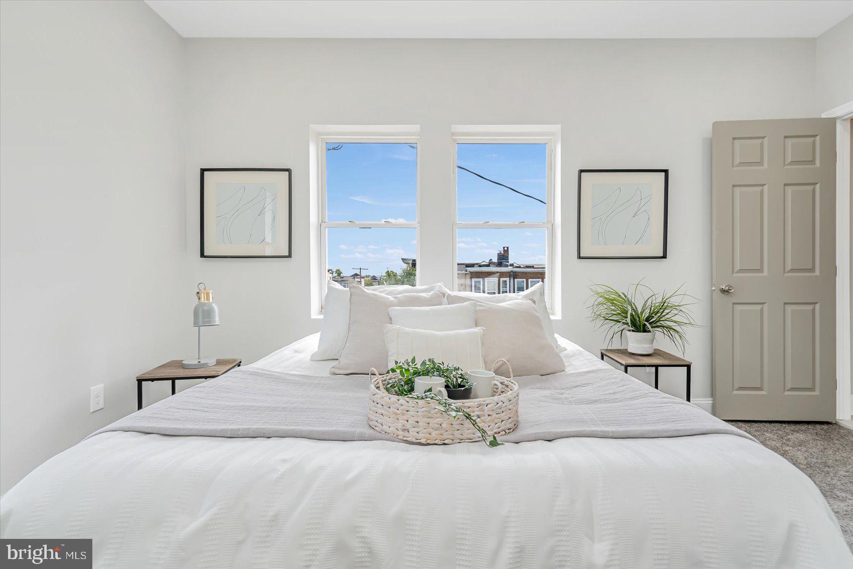 EVERGREEN LAWN - Residential