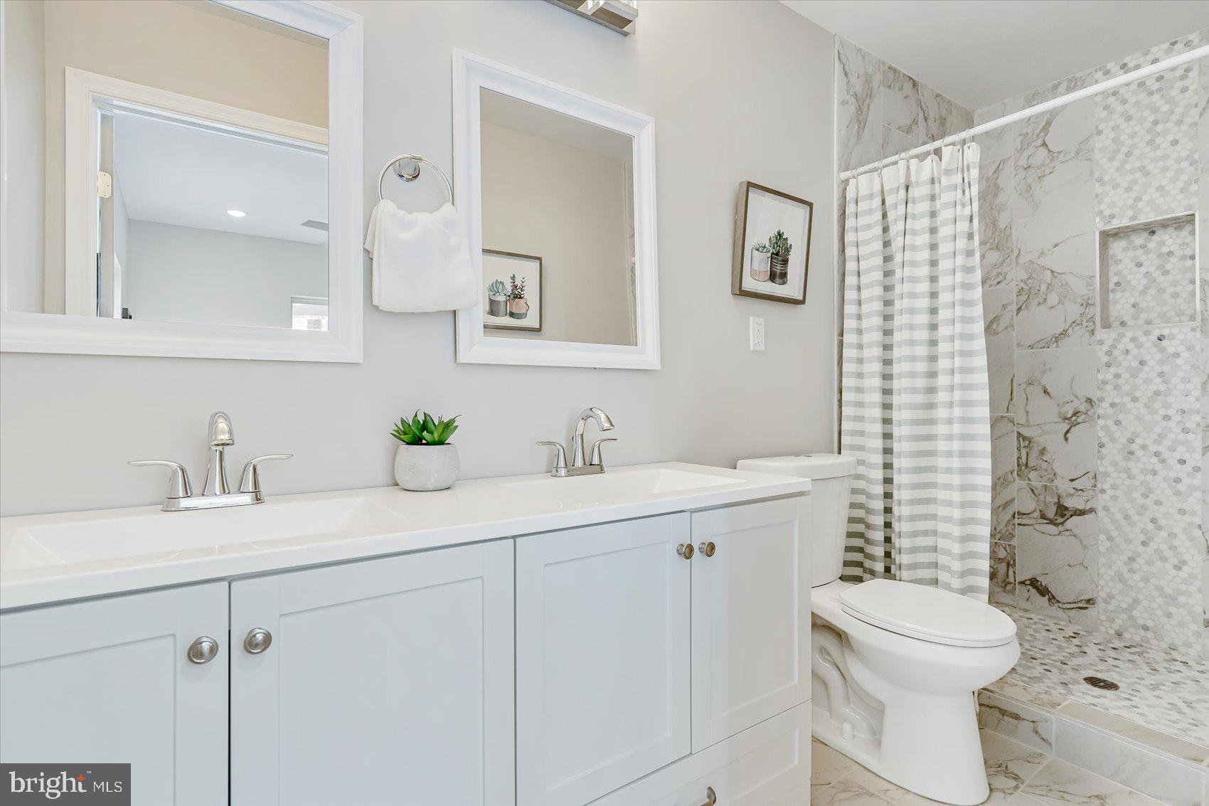 EVERGREEN LAWN - Residential