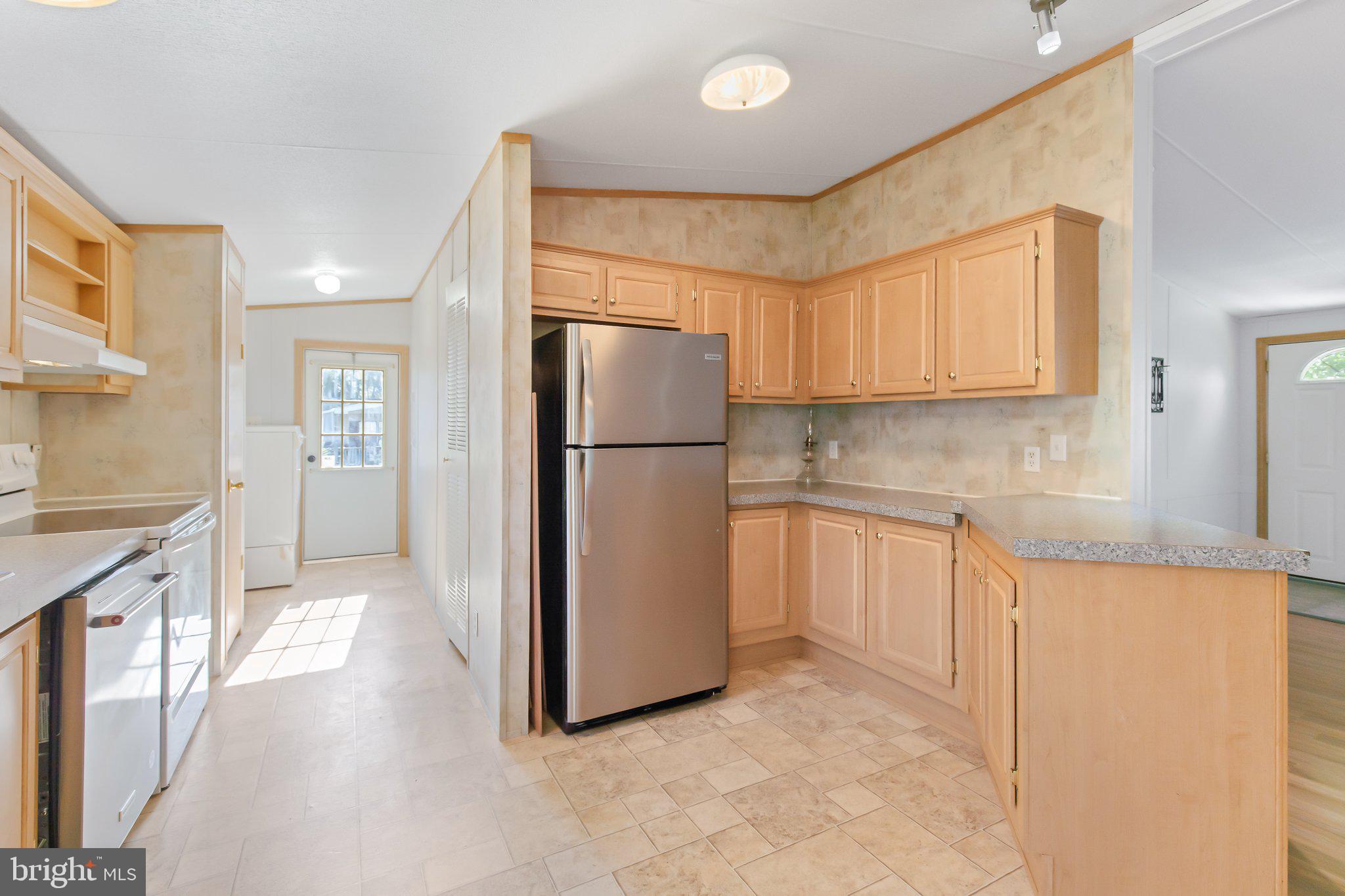 SOUTHLAND HILLS - Residential