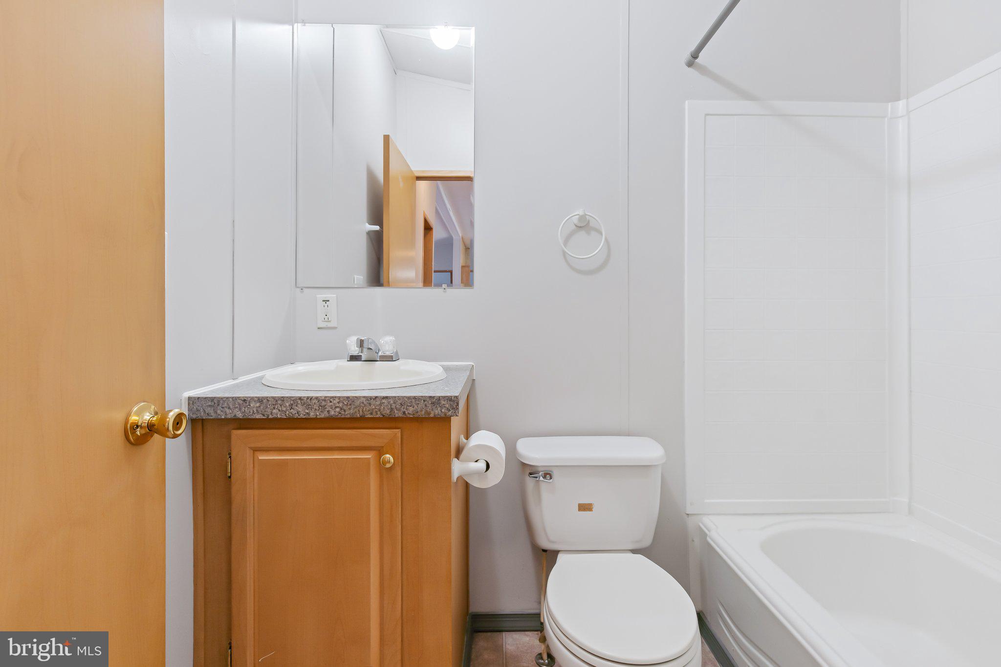 SOUTHLAND HILLS - Residential