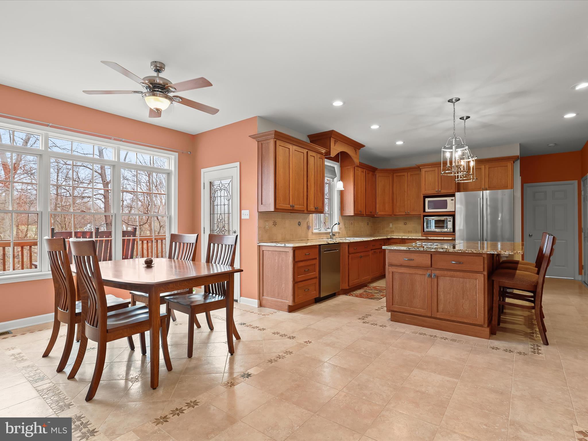 3088 FENWICK DRIVE
