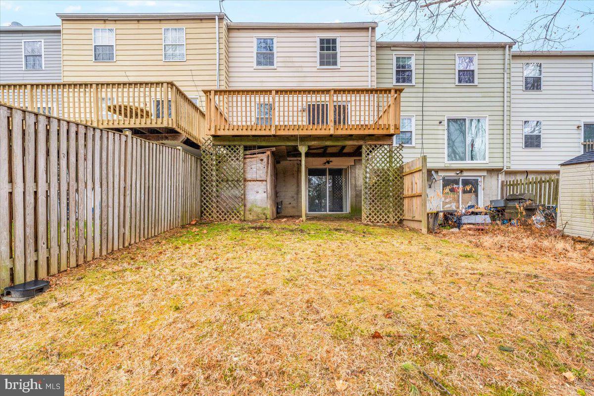 FLOWER HILL - Residential