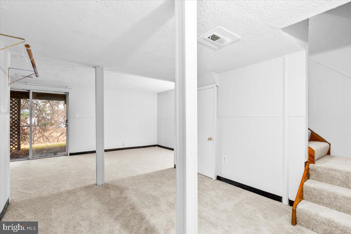 FLOWER HILL - Residential