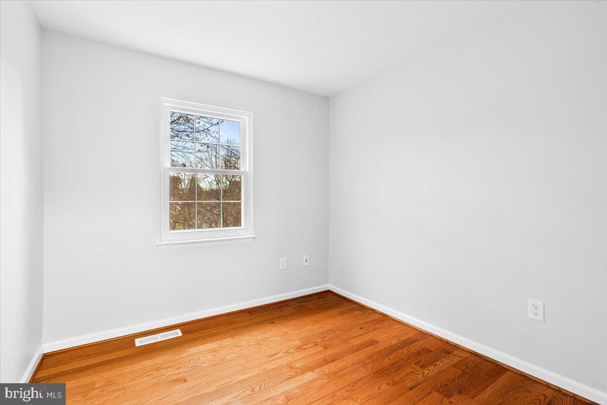 FLOWER HILL - Residential