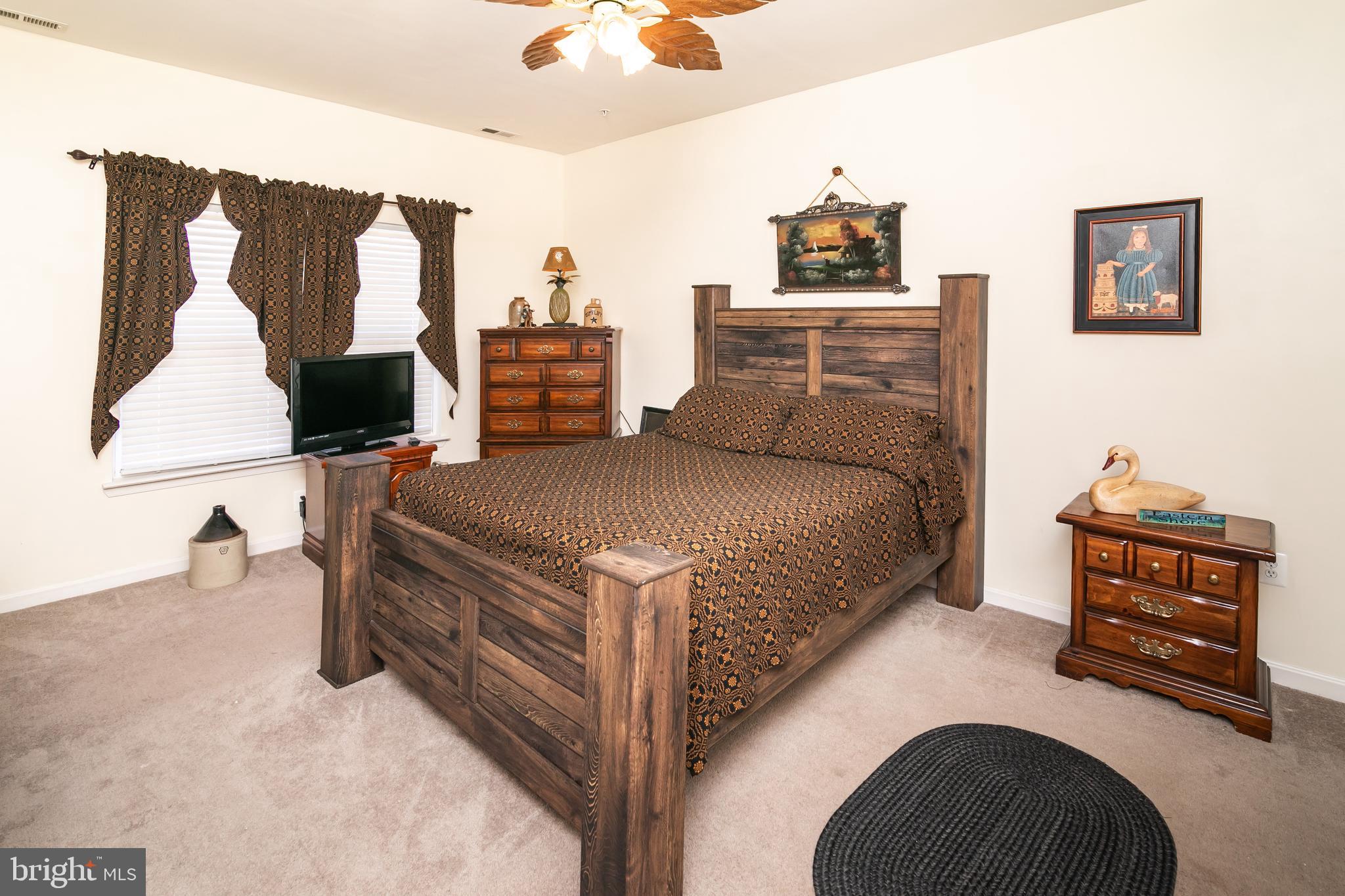 WOOD CREEK GOLF COMM - Residential