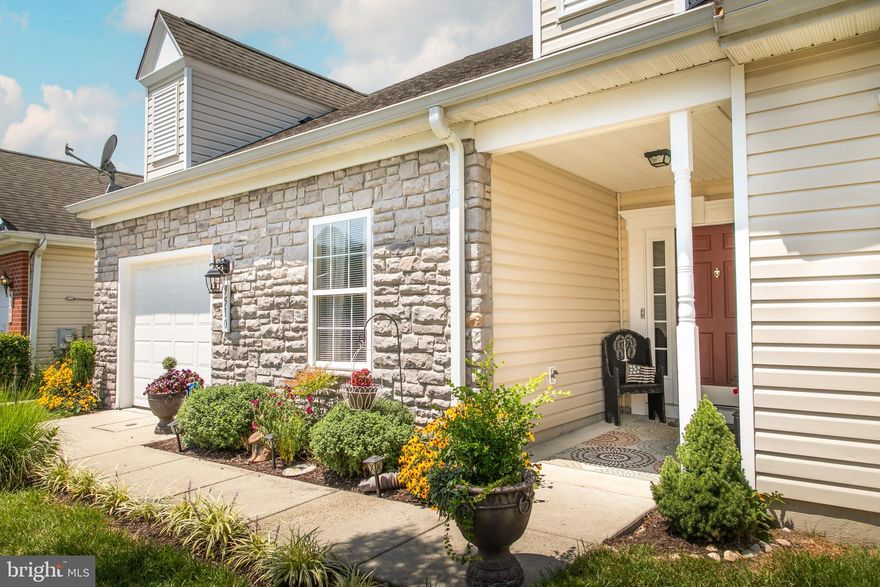 Welcome to Wood Creek! This beautifully maintained 2 bed/ 2 bath town home is ready for a new owner. This home sits on a premium lot overlooking the community pond in this highly desired community. The home boasts an open floor plan with single story living and a 1 car garage. The kitchen has new stainless steel appliances and a wrap around island for entertaining. New LVP flooring throughout the living areas and new carpet in the front bedroom make this home look brand new. New light fixtures throughout and a closet system in the main bedroom, new garage door and new ceiling fans are also on the list of upgrades to this home. Enjoy this home with lawn irrigation and lawn maintenance taken care of by the HOA and amenities such as a community pool and seasonal golf membership to make this a home not to pass up.