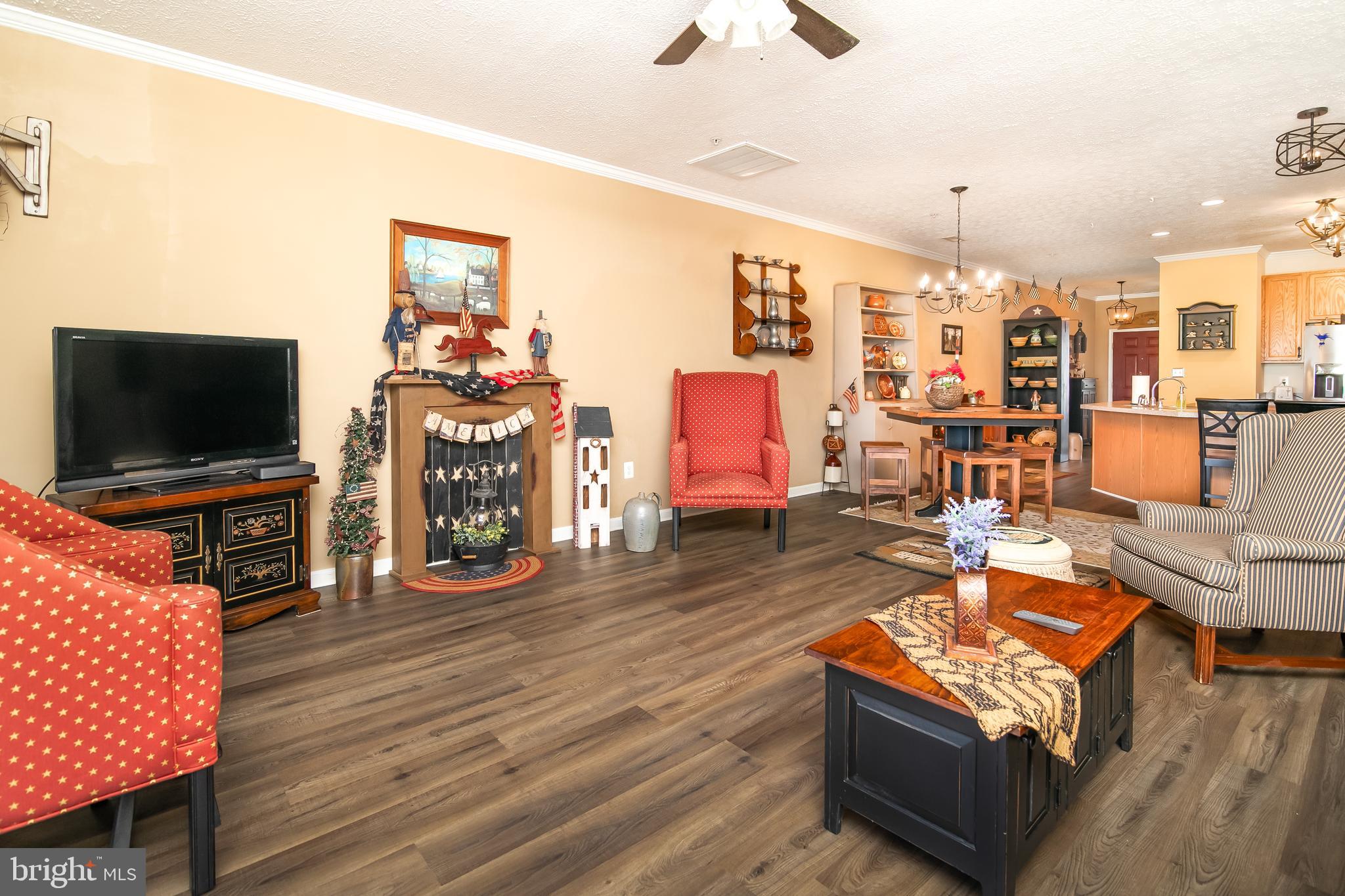 WOOD CREEK GOLF COMM - Residential