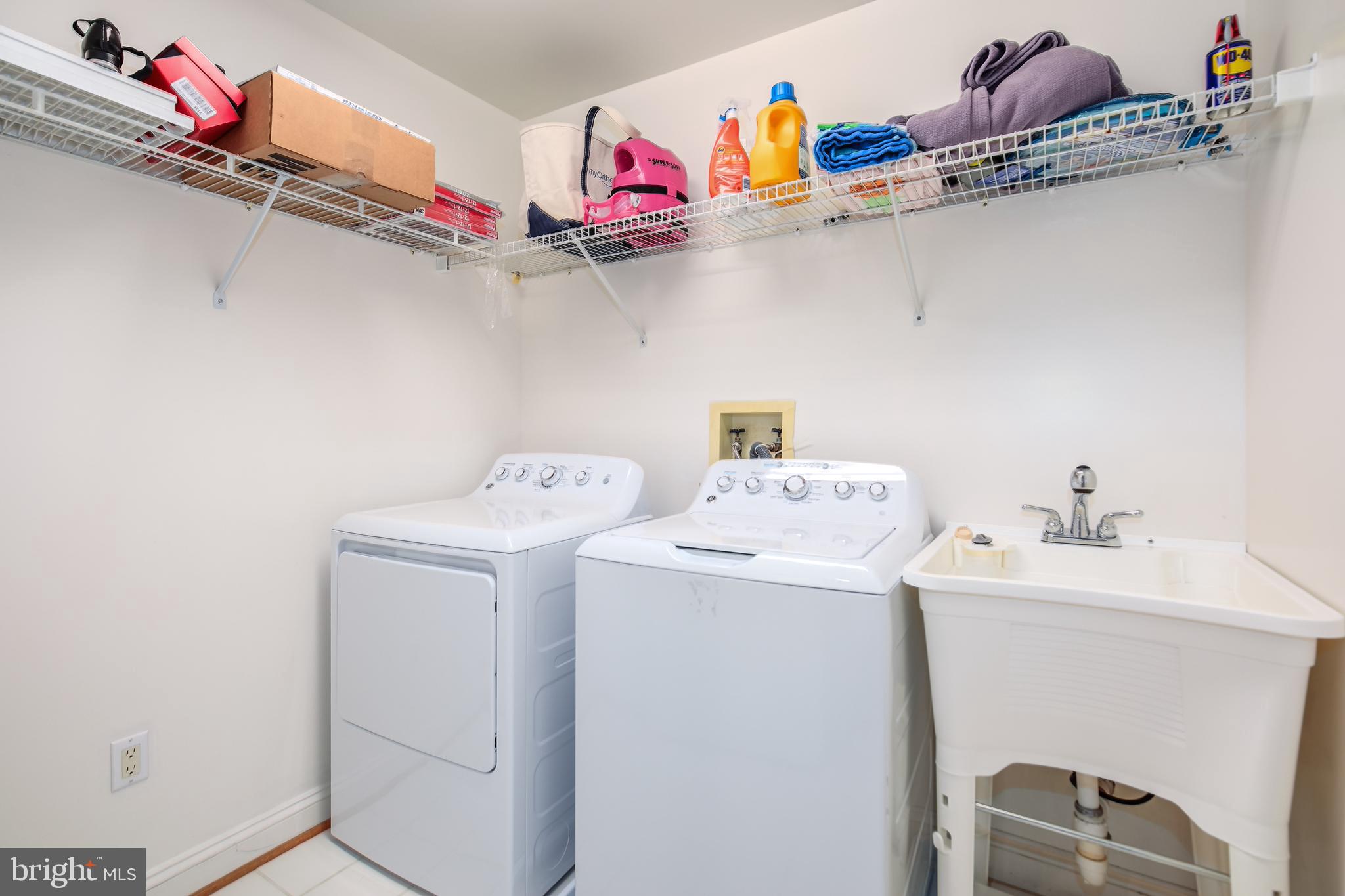 ALTA VISTA - Residential Lease