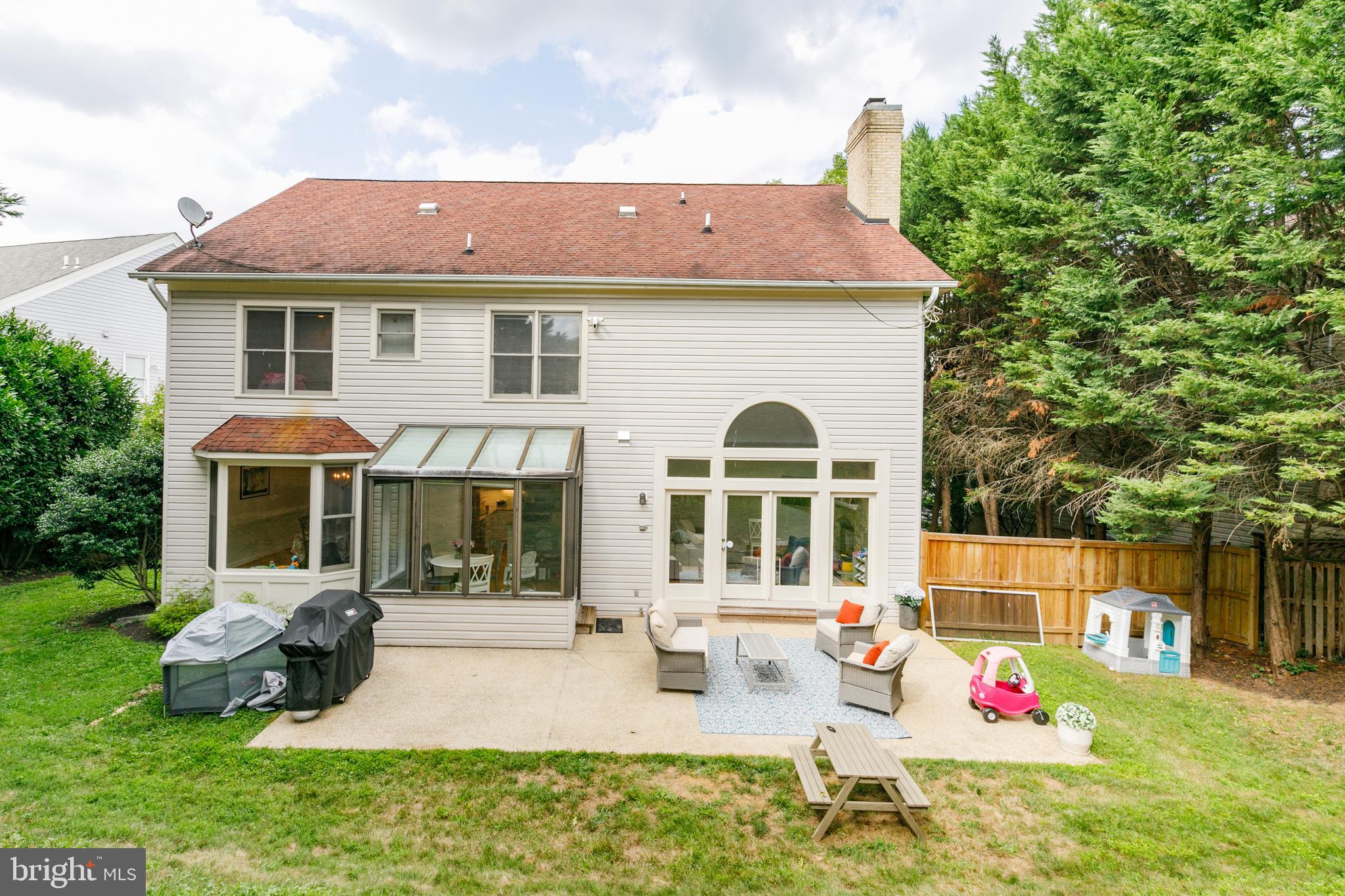 ALTA VISTA - Residential Lease