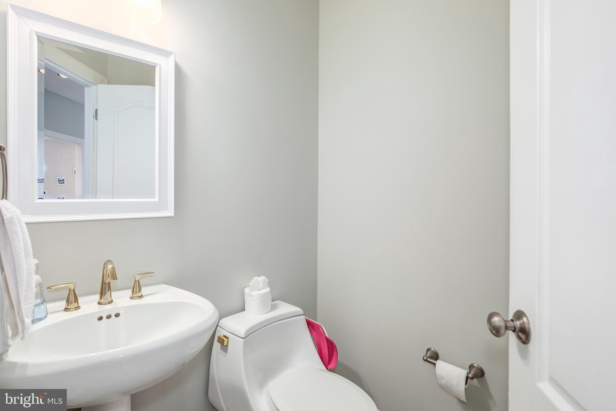 ALTA VISTA - Residential Lease