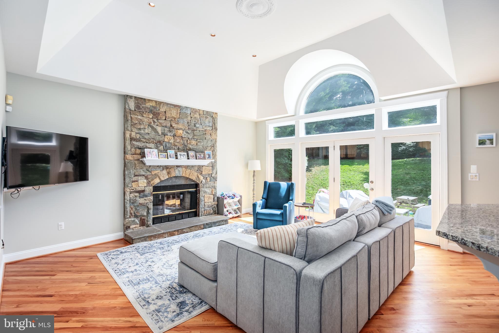 ALTA VISTA - Residential Lease