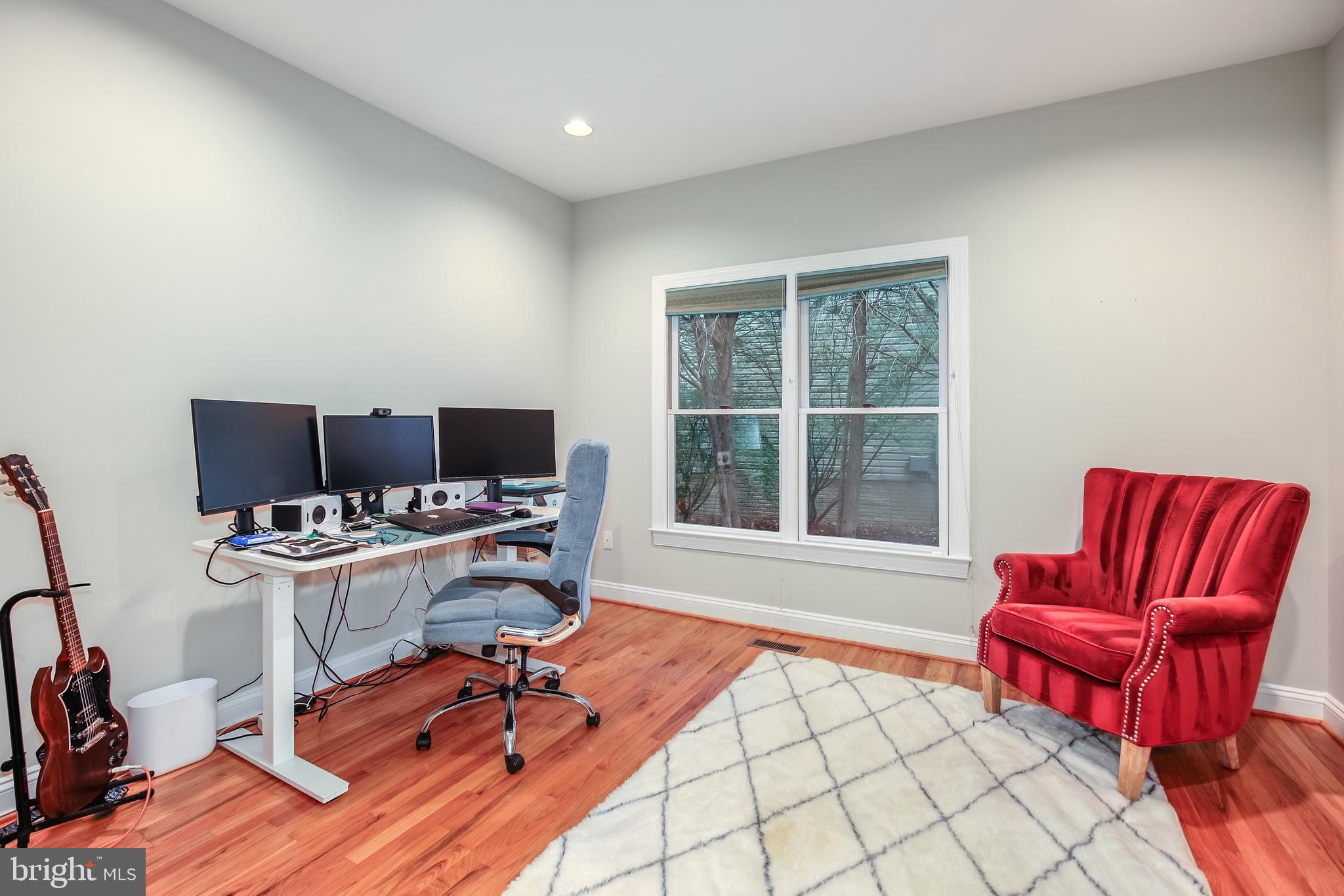 ALTA VISTA - Residential Lease