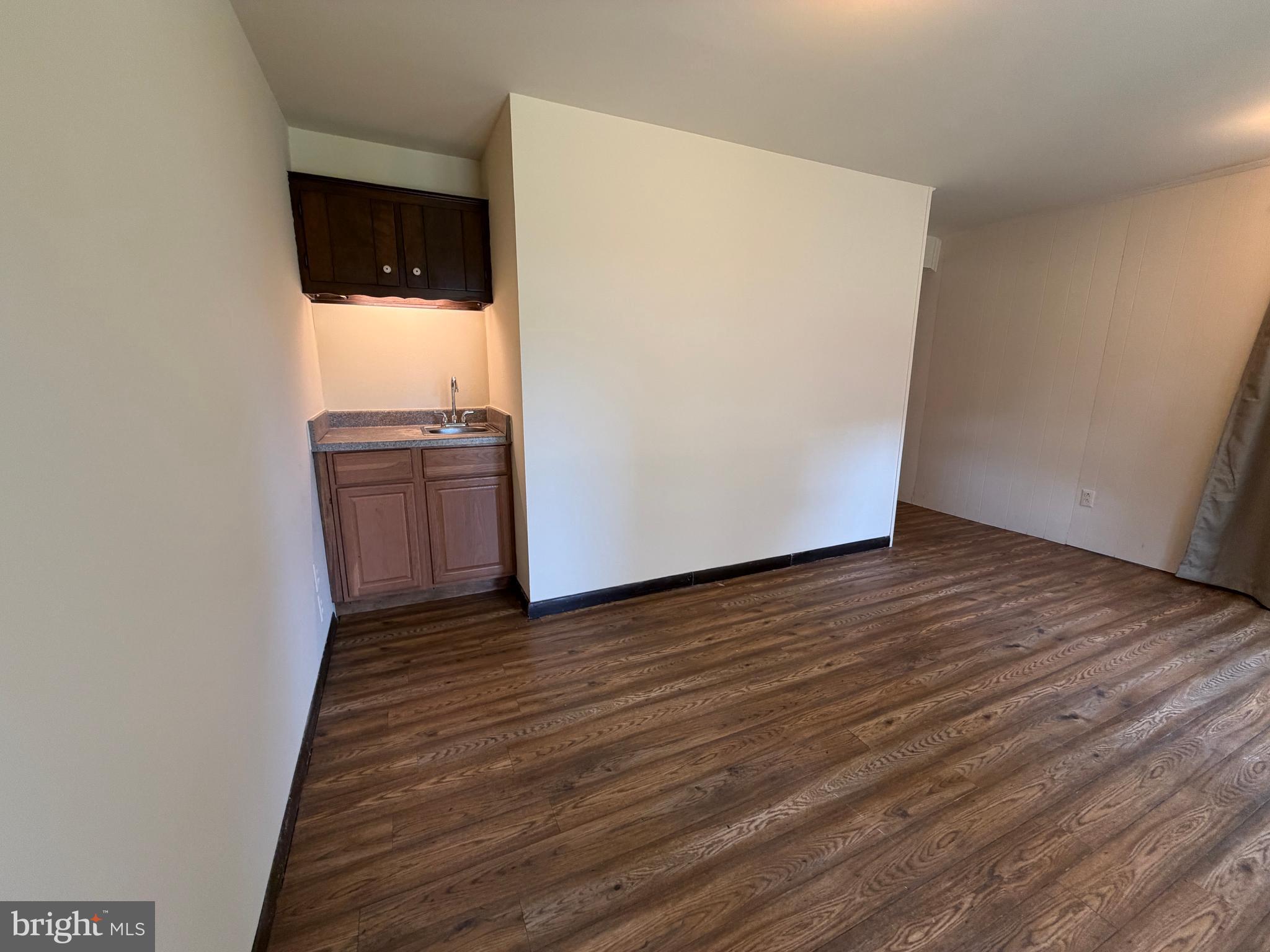 CARROLL PARK MANOR - Residential