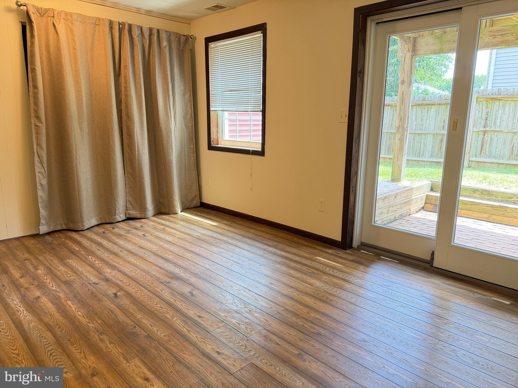 CARROLL PARK MANOR - Residential