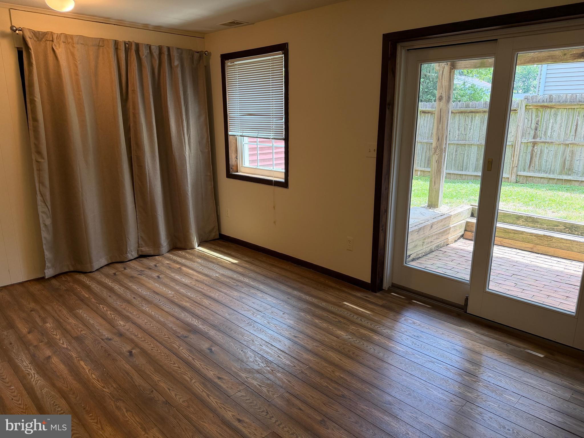 CARROLL PARK MANOR - Residential