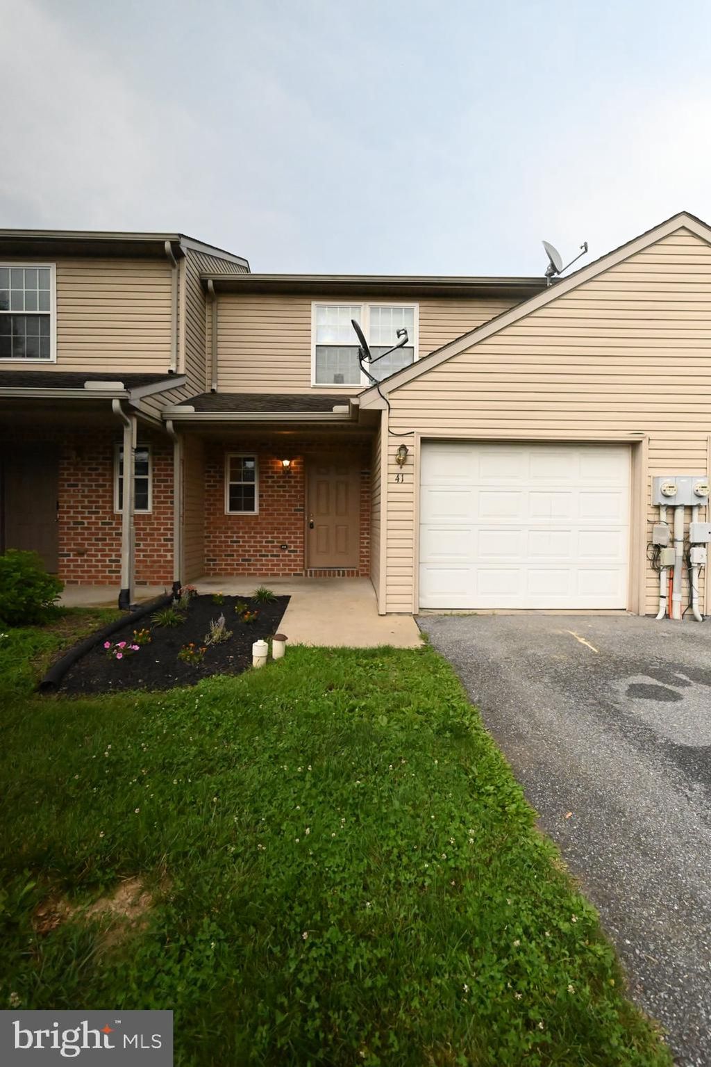 Photo of 41 Stauffer Court, LEOLA, PA 17540 (MLS # PALA2065952)