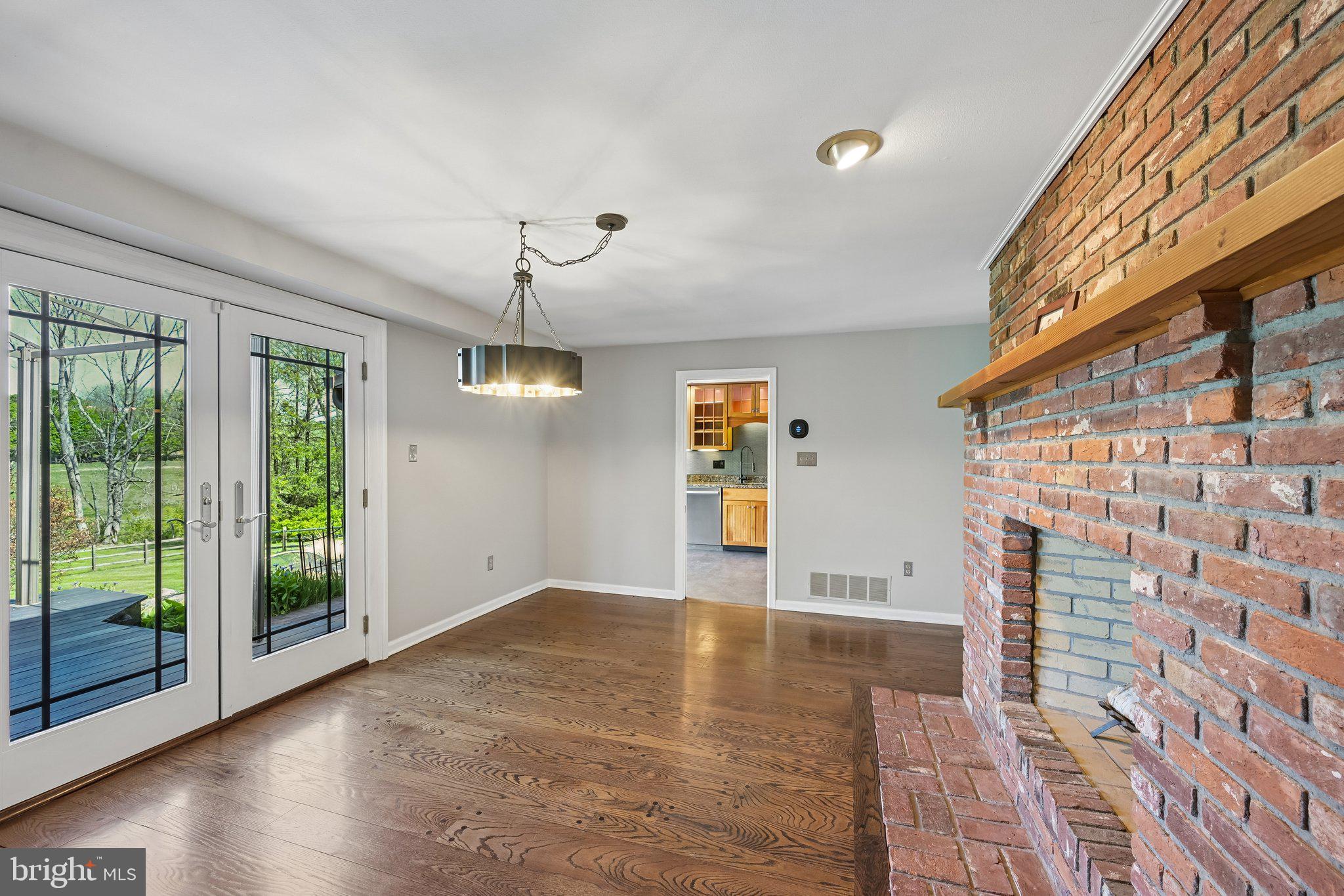 RADLEY RUN - Residential