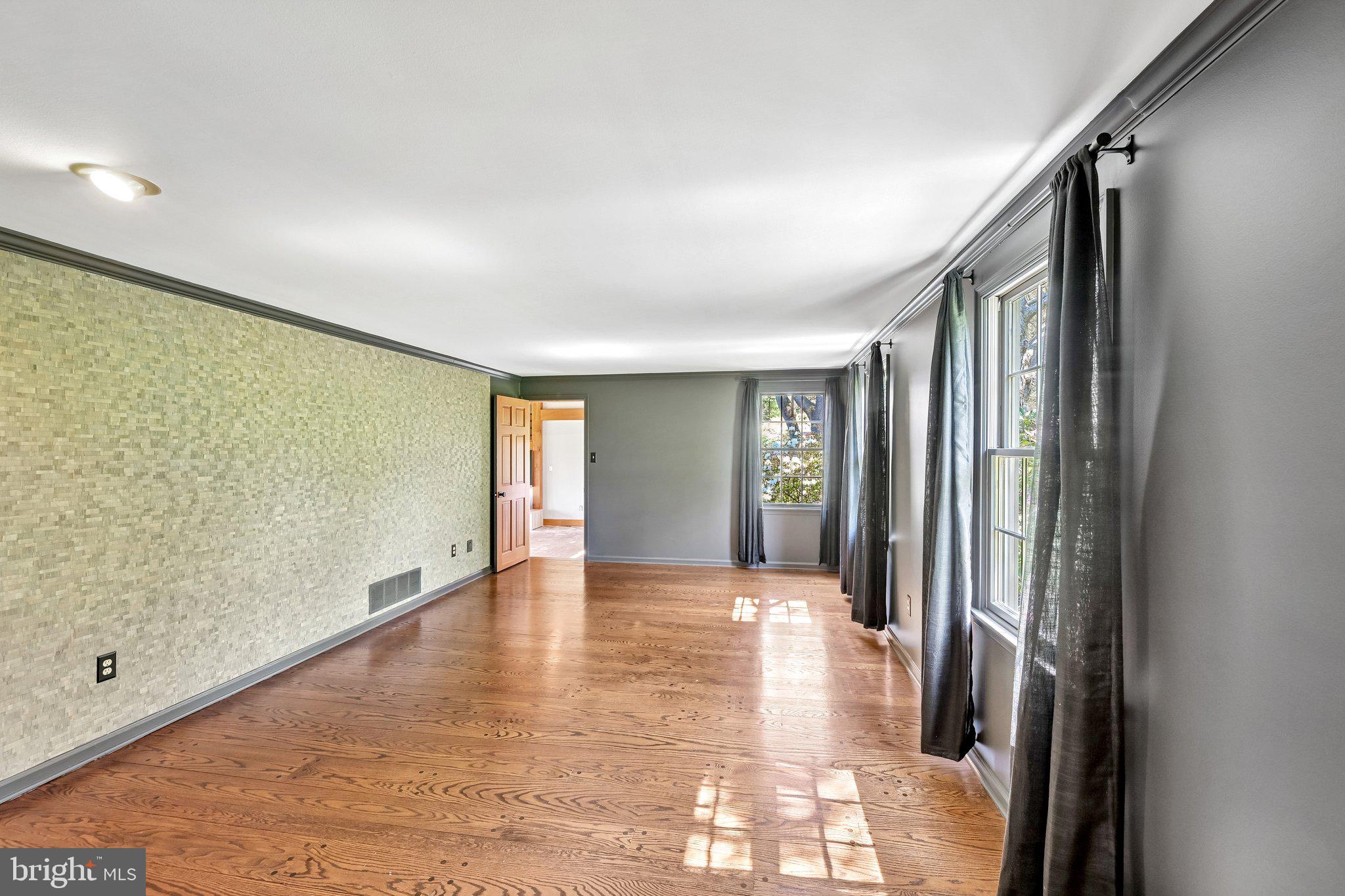 RADLEY RUN - Residential