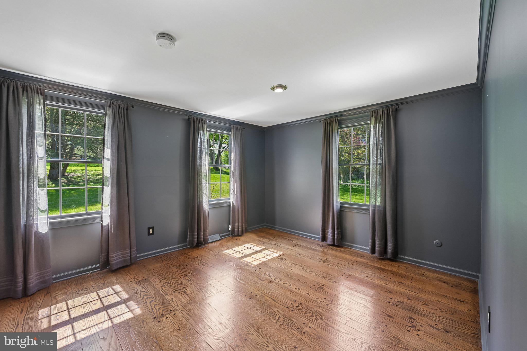 RADLEY RUN - Residential
