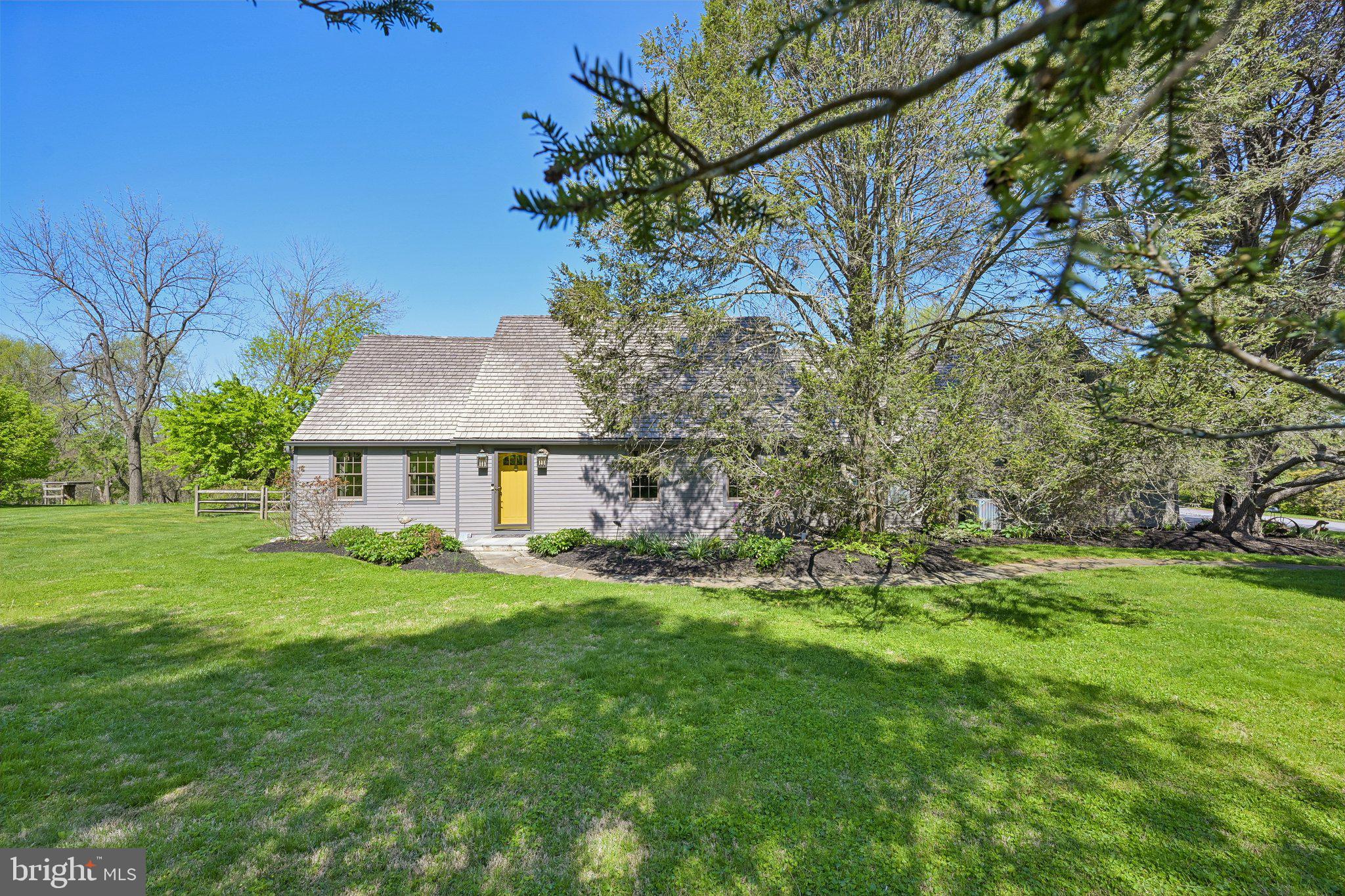 817 SHARON CIRCLE
