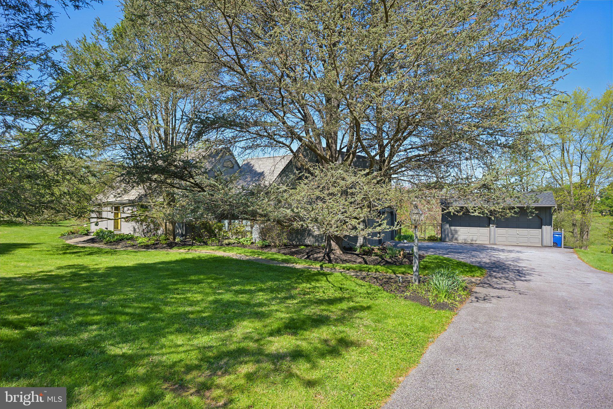 817 SHARON CIRCLE