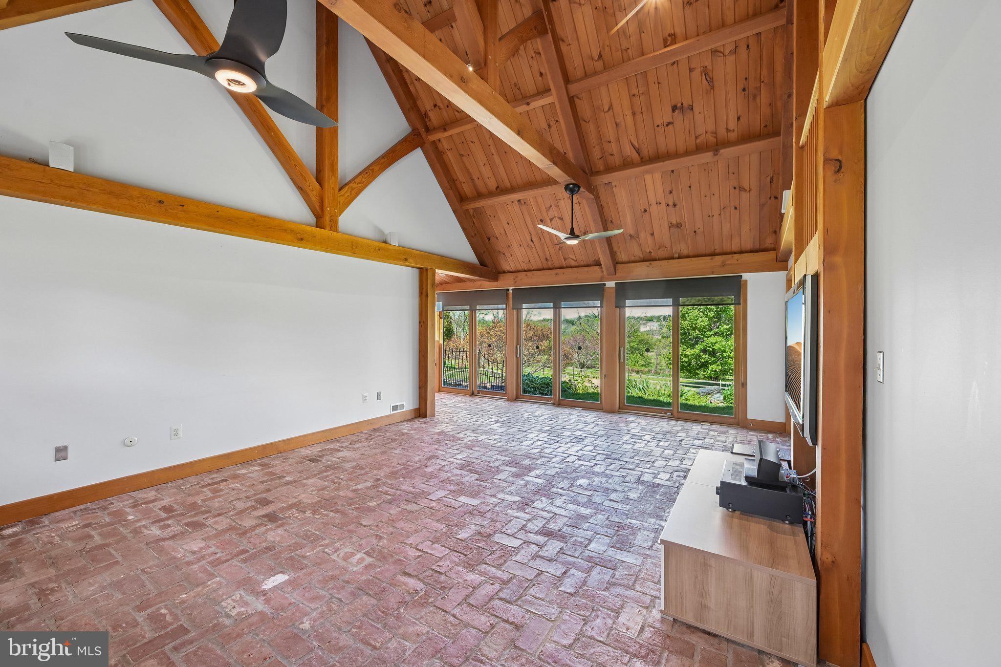 RADLEY RUN - Residential