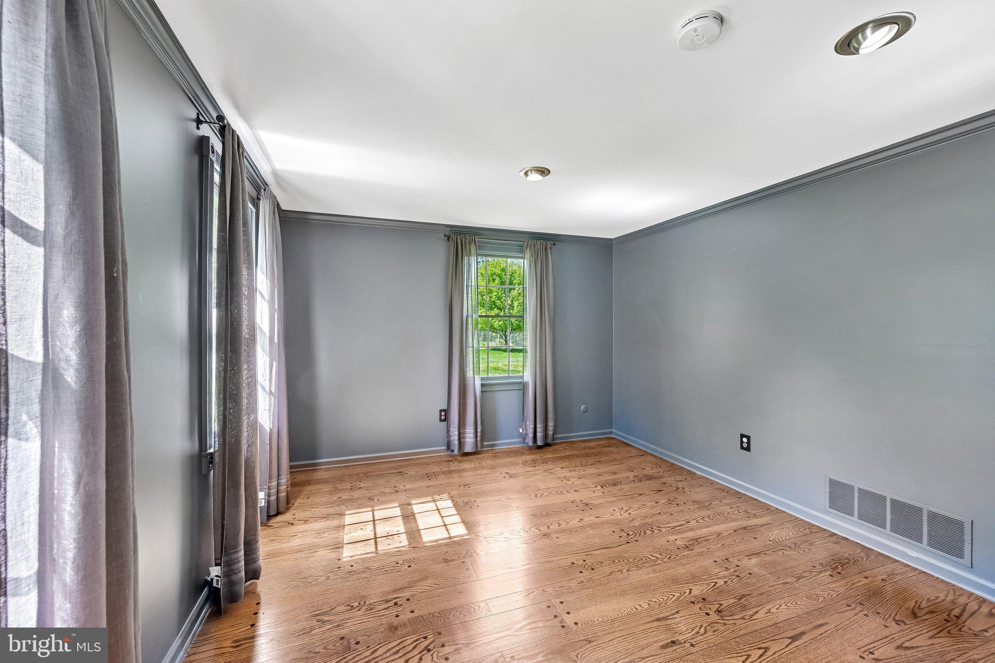 RADLEY RUN - Residential