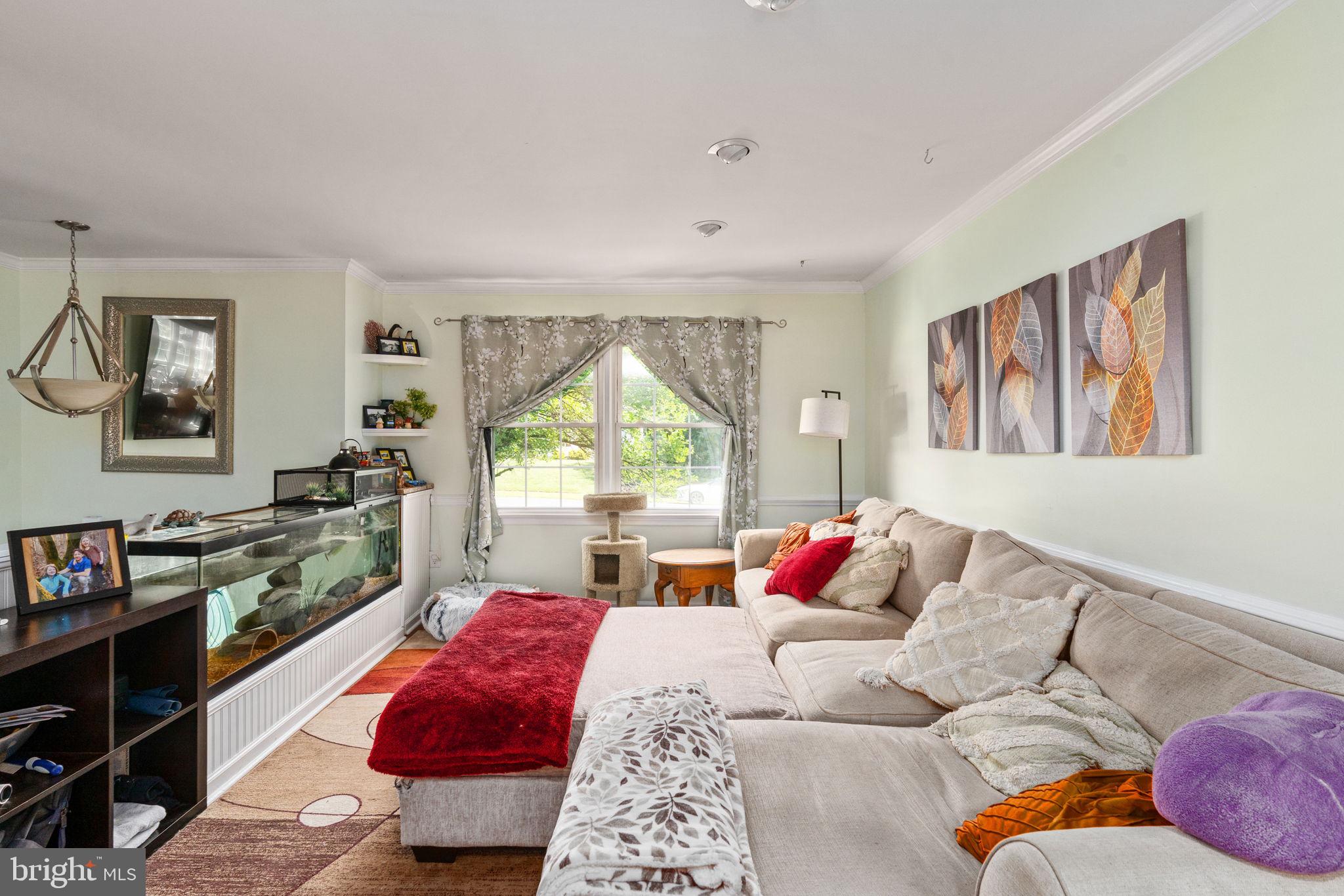 BREEZEWOOD - Residential