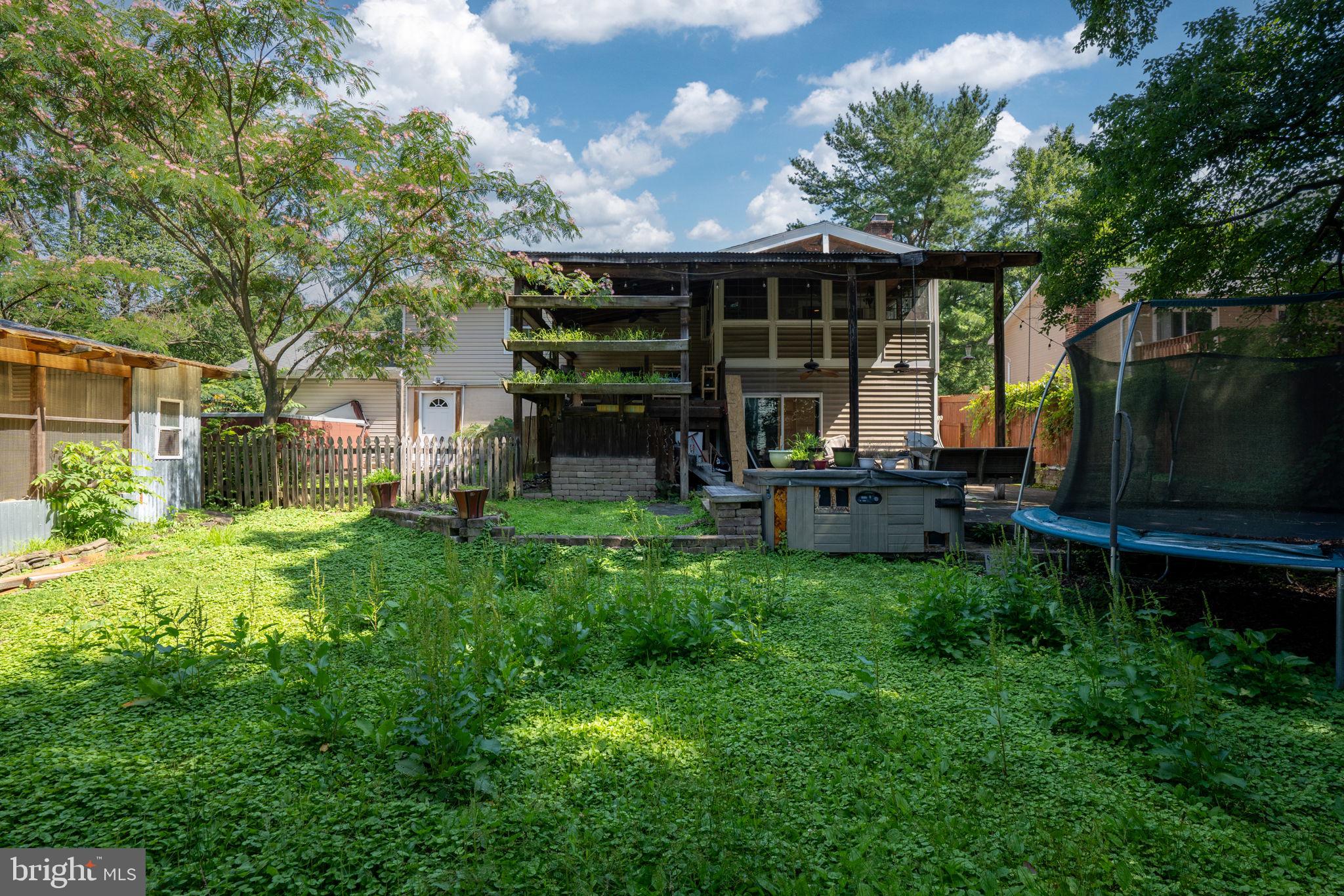 BREEZEWOOD - Residential