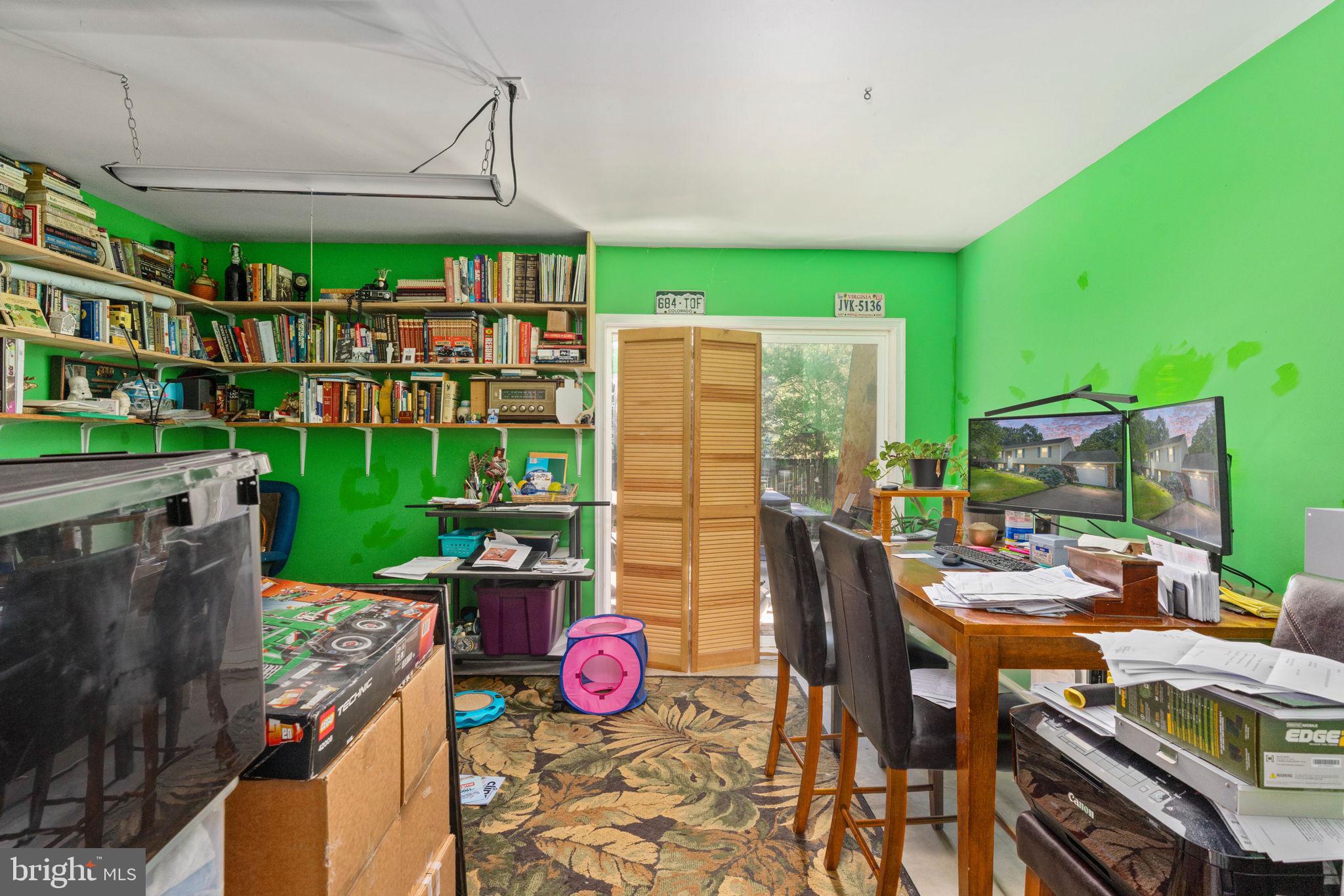 BREEZEWOOD - Residential