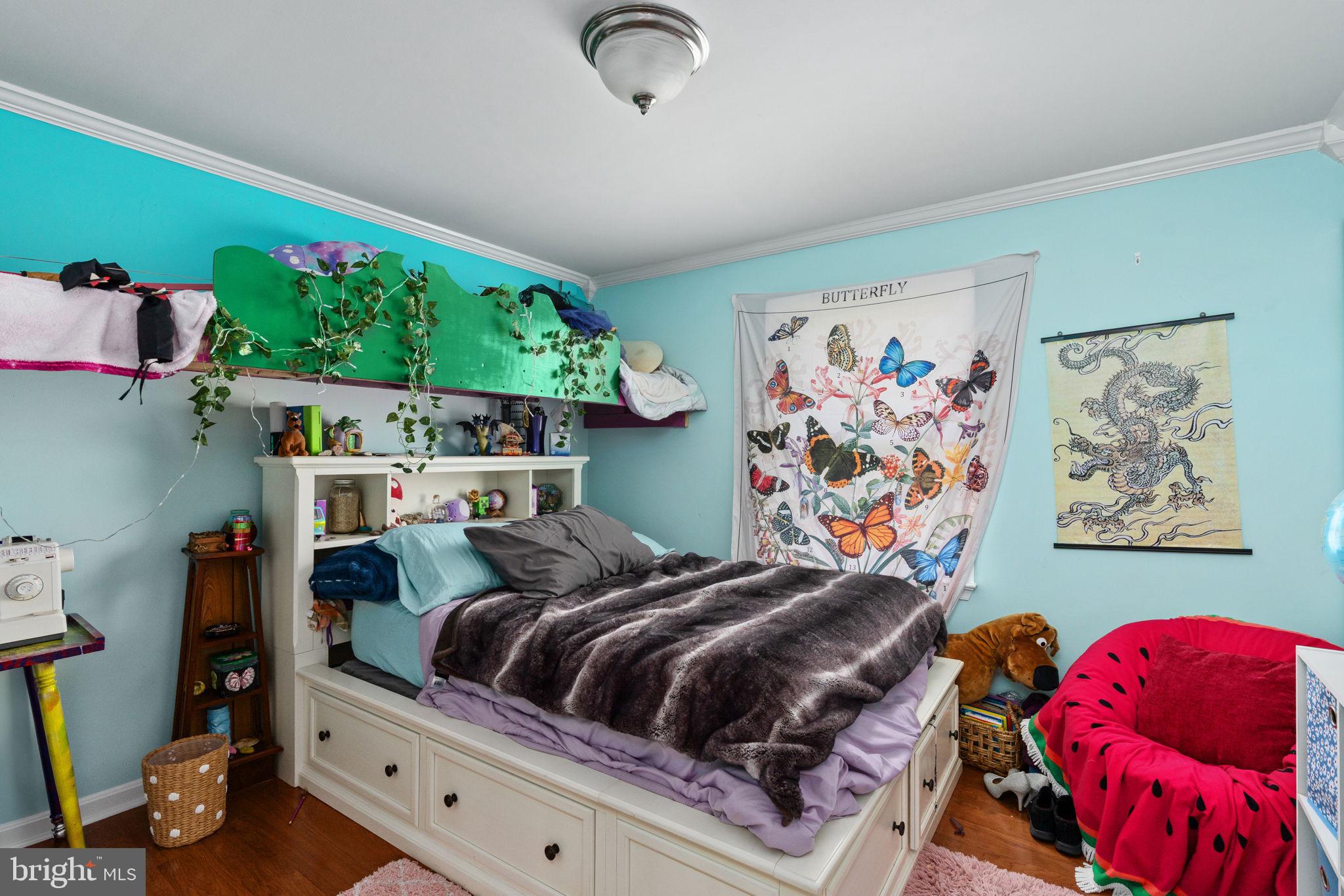 BREEZEWOOD - Residential