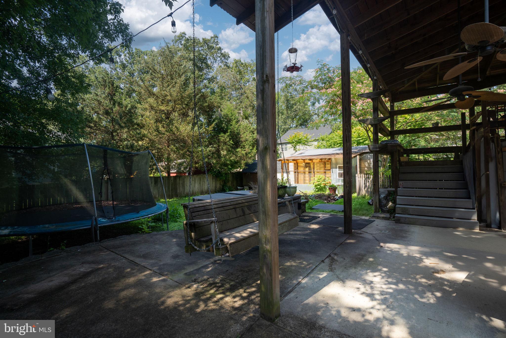 BREEZEWOOD - Residential