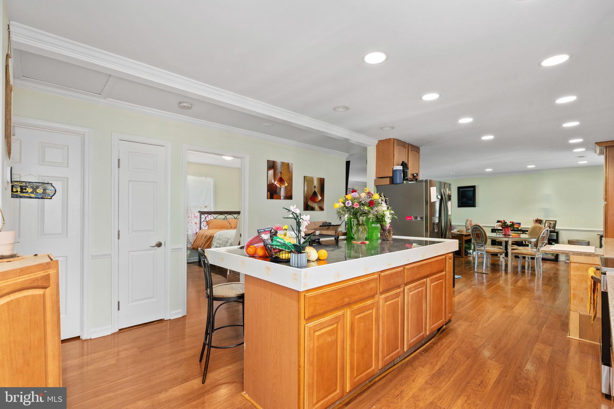 BREEZEWOOD - Residential